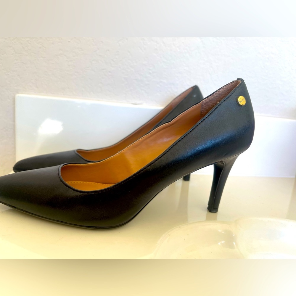 Calvin Klein pumps